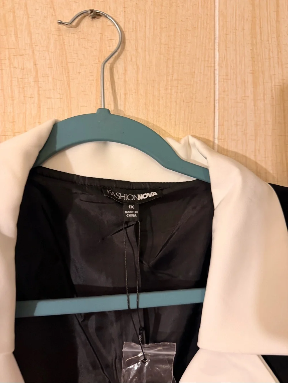 Fashion Nova Black Blazer with White Contrast Lapel & Pocket Trim